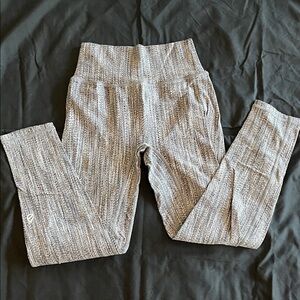 P'tula Gray Textured Leggings